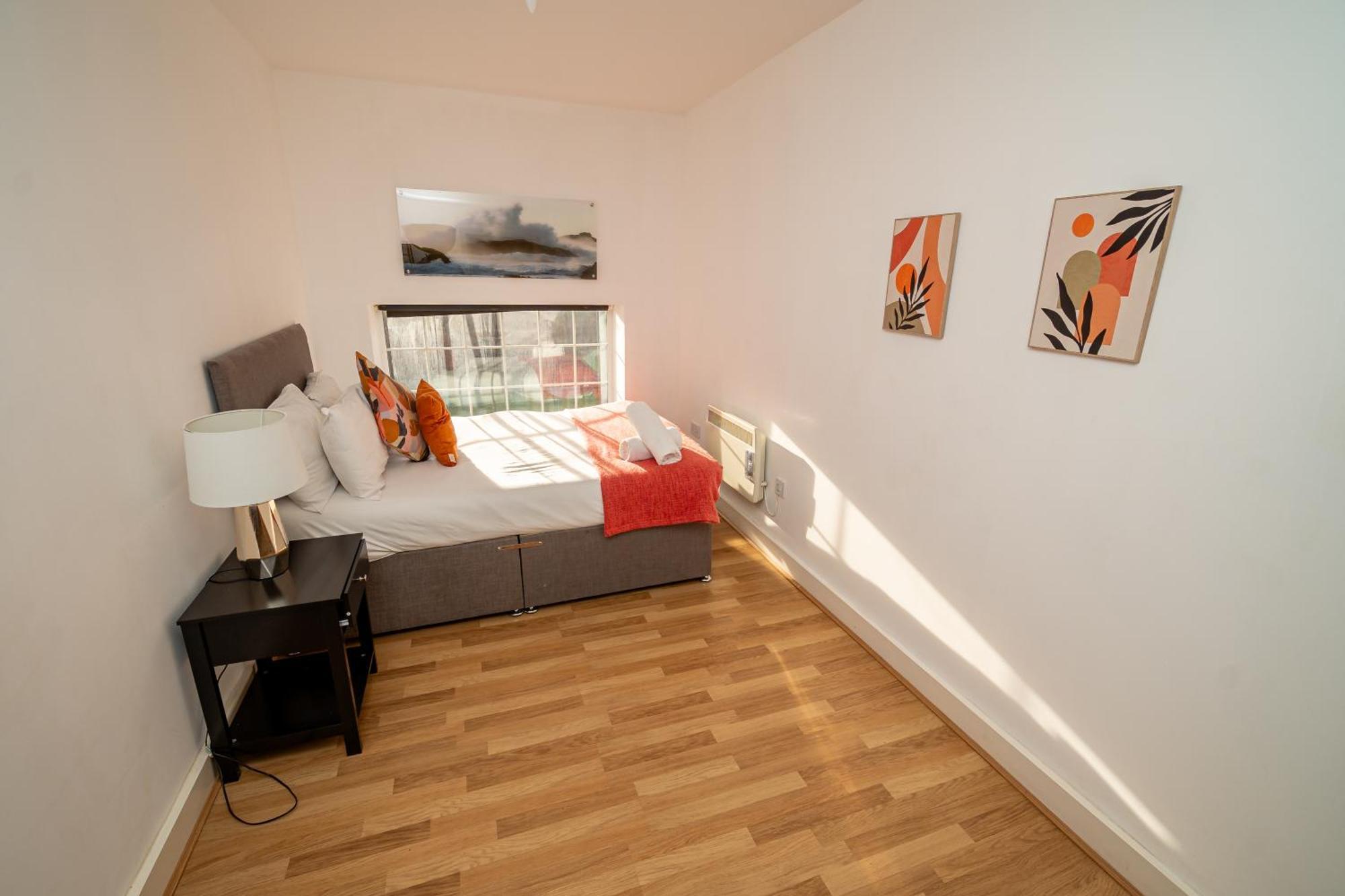 Cozy And Modern 2-Bed Apartment Swansea Exteriör bild